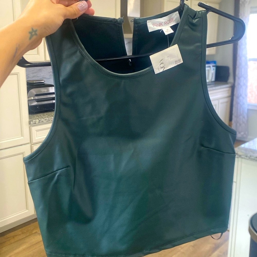 Bnwt Green Top